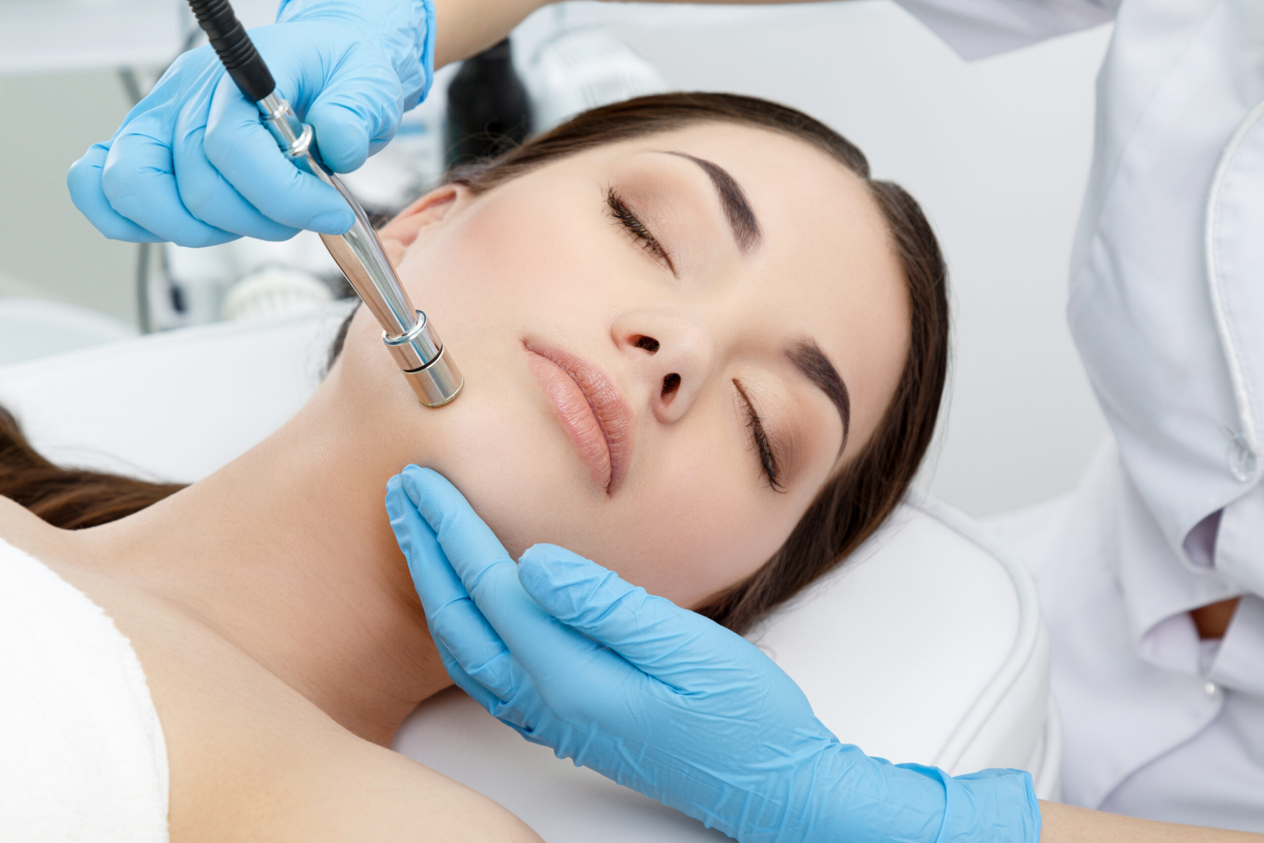A Beautiful female getting microneedling | Simply Serene Wellness and Aesthetics in St. Cloud, MN